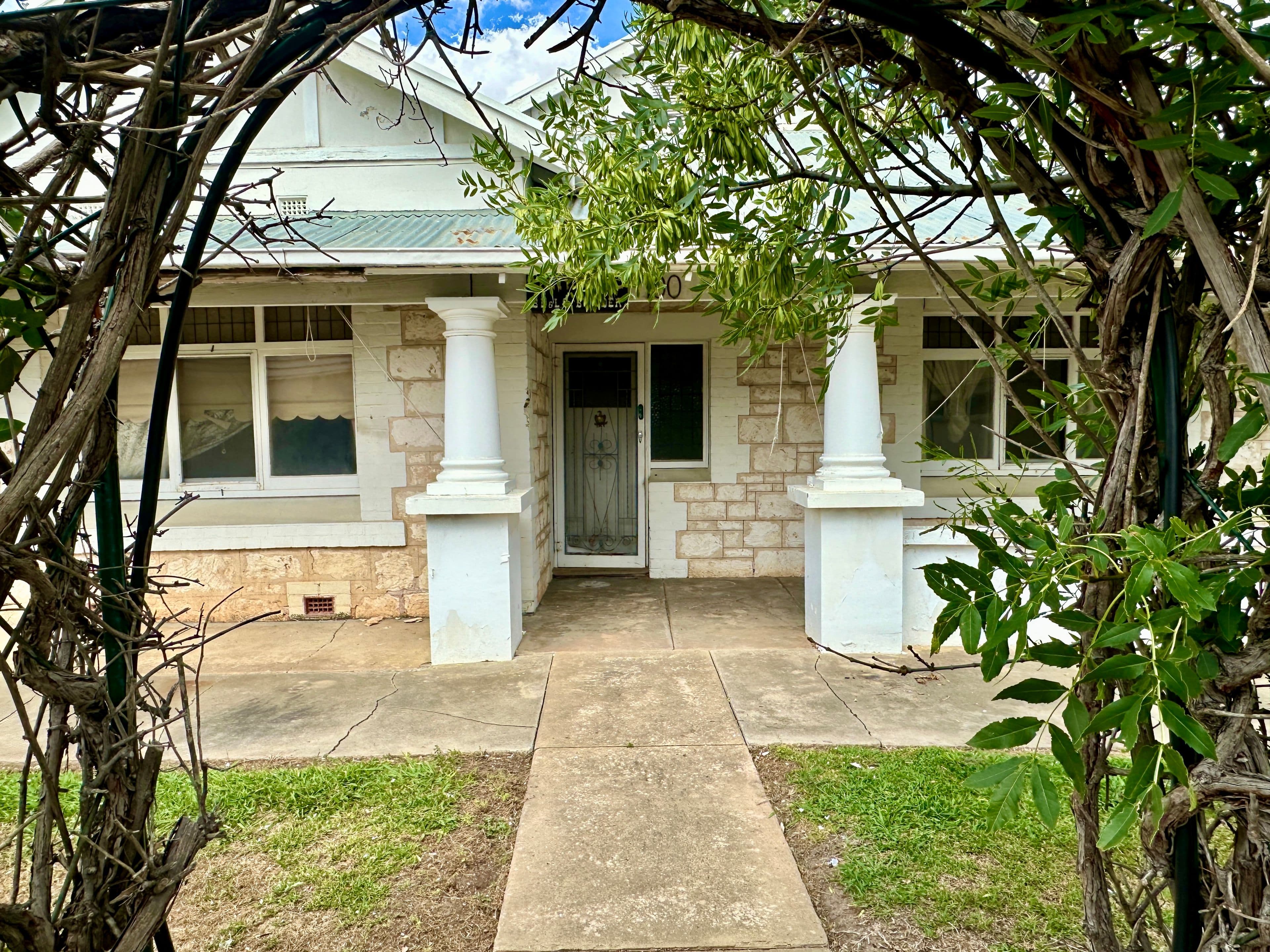 100 Scott Street, Bordertown SA 5268, Bordertown - Thumbnail 2