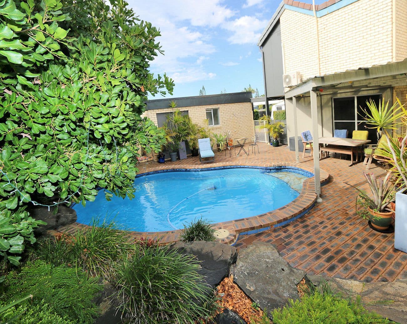 12 Oceanview Street, Bargara QLD 4670, Bargara - Thumbnail 2