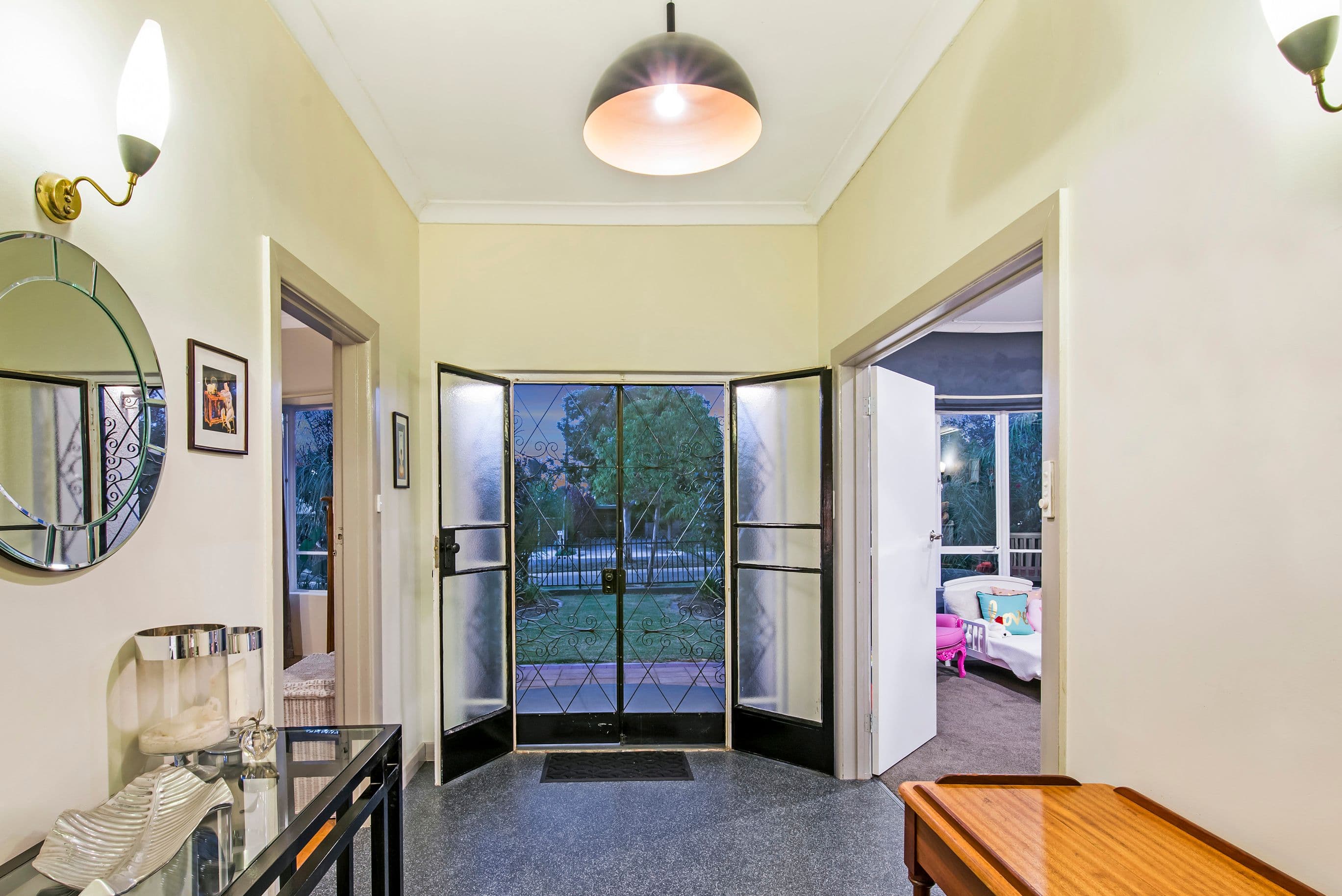 19 Selkirk Avenue, Clearview SA 5085, Clearview - Thumbnail 2