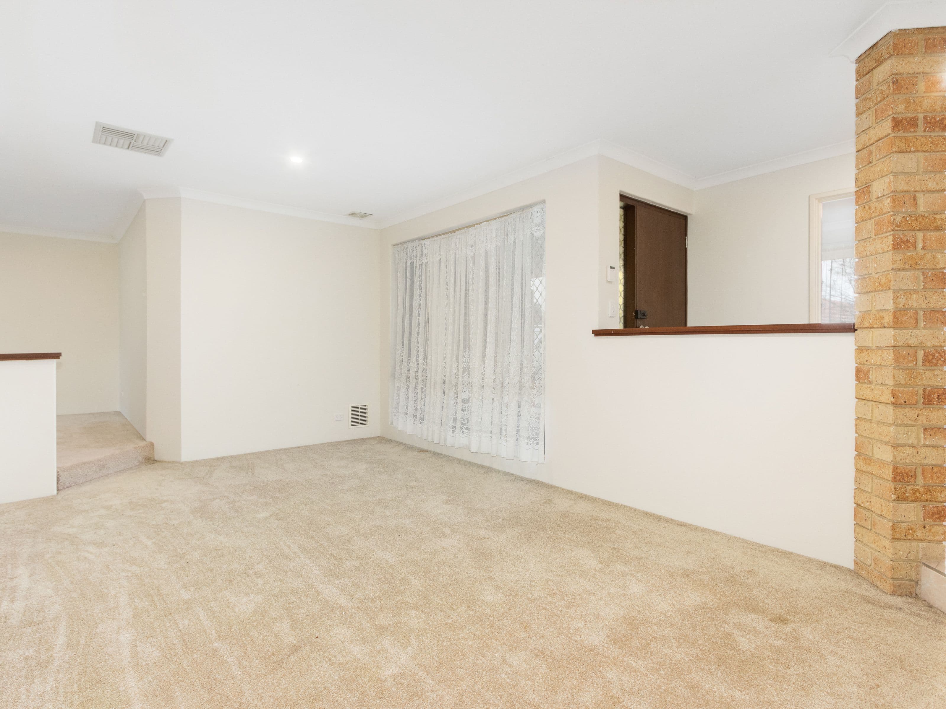 90 Explorer Drive, Thornlie WA 6108, Thornlie - Thumbnail 3