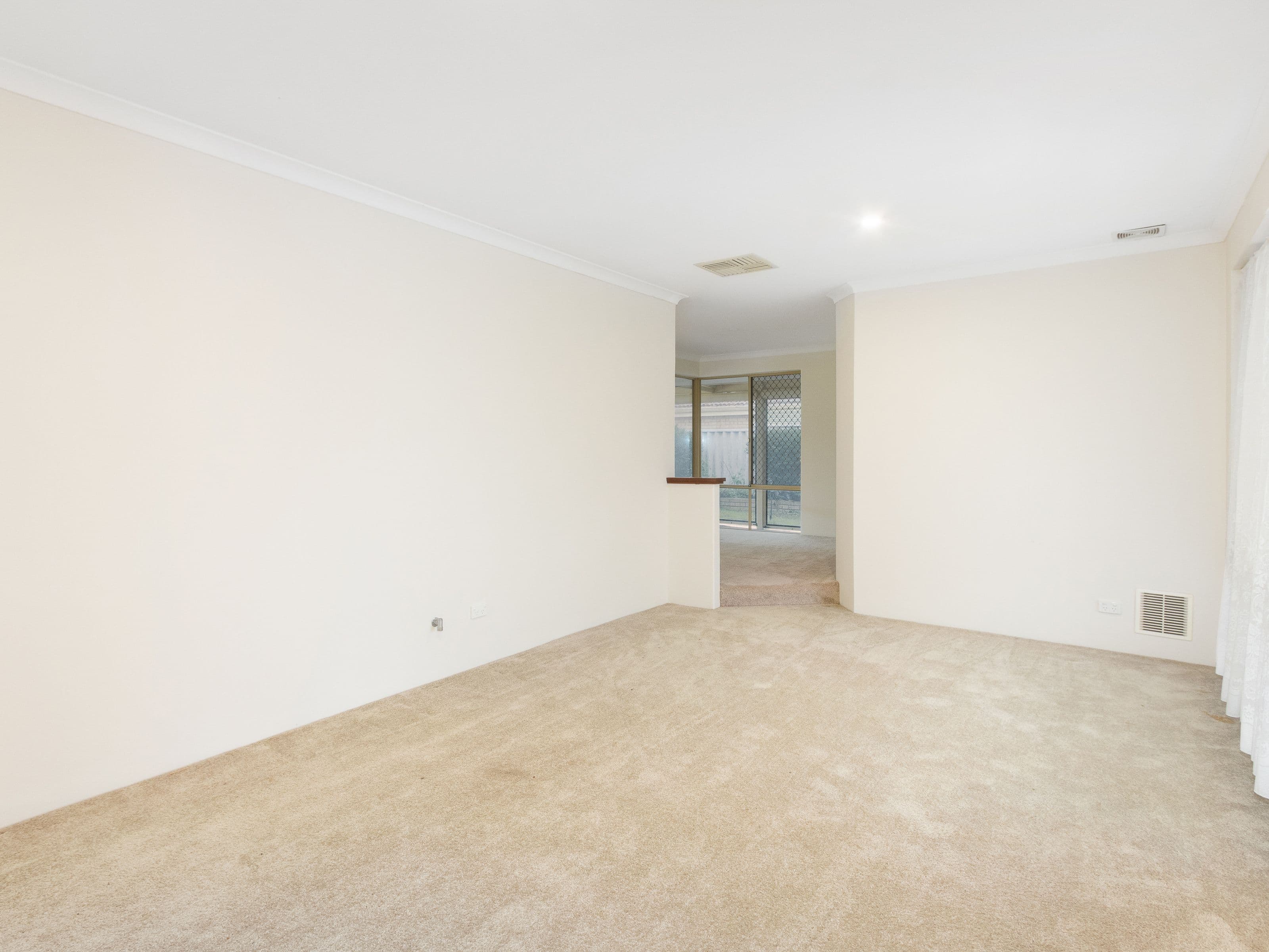 90 Explorer Drive, Thornlie WA 6108, Thornlie - Thumbnail 7