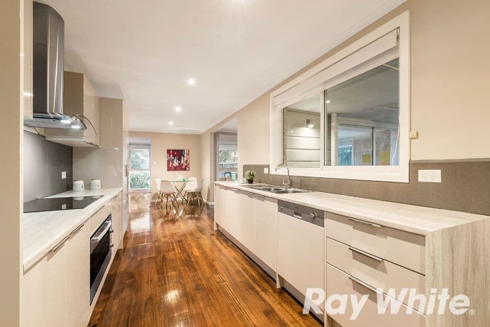 17 Moonah Road, Wantirna South VIC 3152, Wantirna South - Thumbnail 2