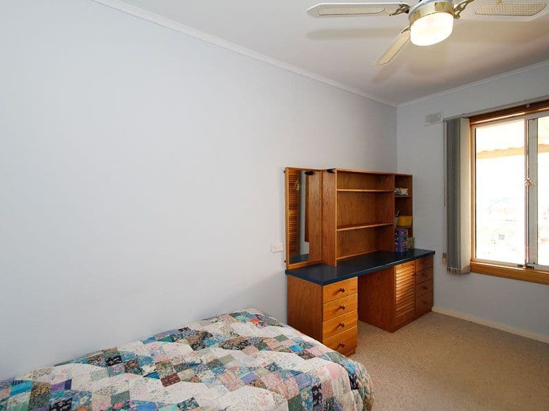 28 Vincent Street, CHRISTIES BEACH SA 5165, Christies Beach - Thumbnail 5