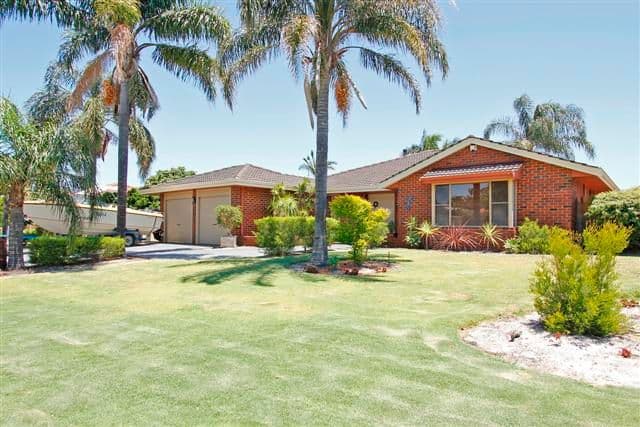 1 Redfern Close, THORNLIE WA 6108, Thornlie - Image 1