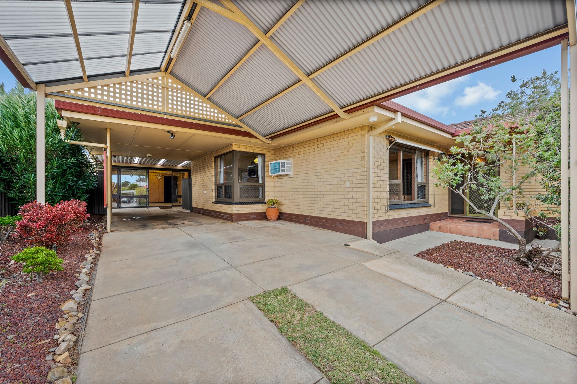 16 Collins Parade, Hackham SA 5163, Hackham - Thumbnail 4