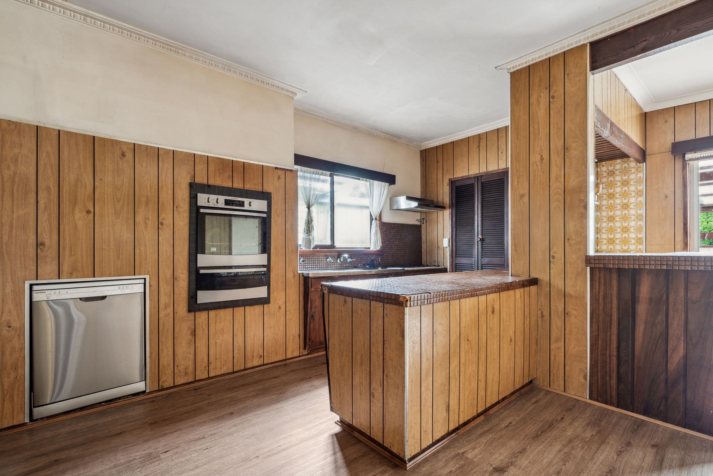 9 Lambassa Grove, Reservoir VIC 3073, Reservoir - Thumbnail 4