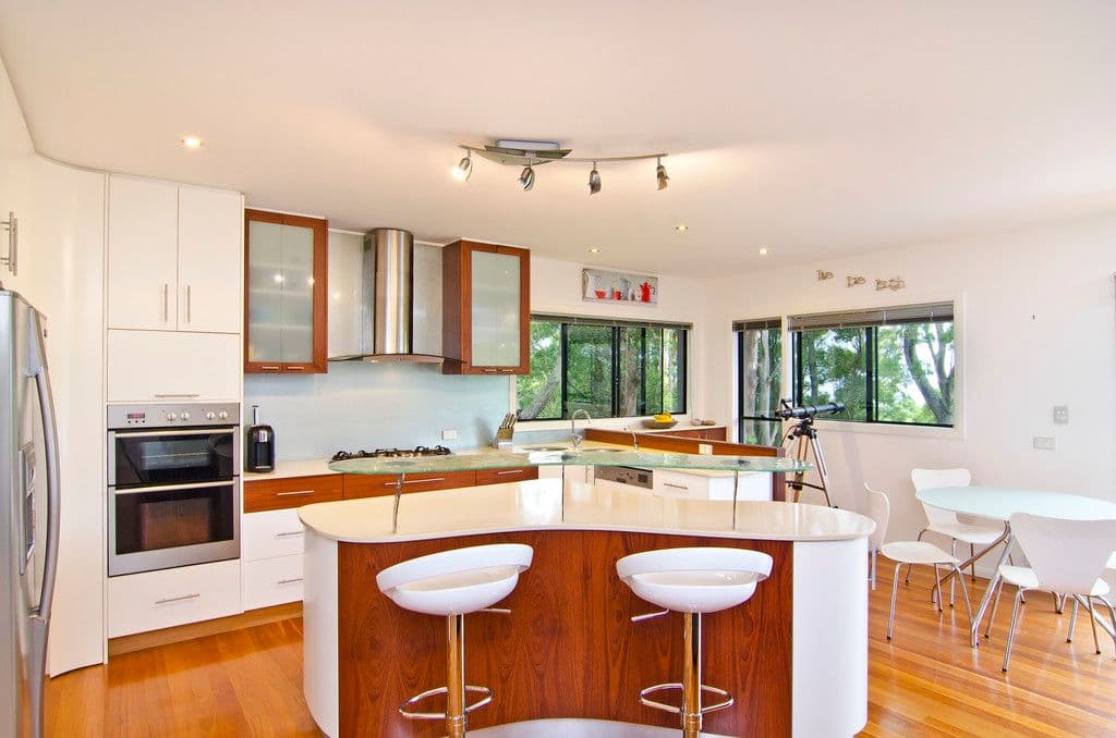 2 Sanctuary Crest Drive, CURRUMBIN QLD 4223, Currumbin - Thumbnail 5