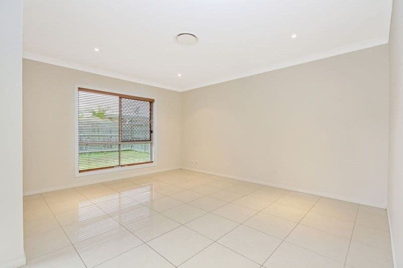 9 Silkpod Court, North Lakes QLD 4509, North Lakes - Thumbnail 8