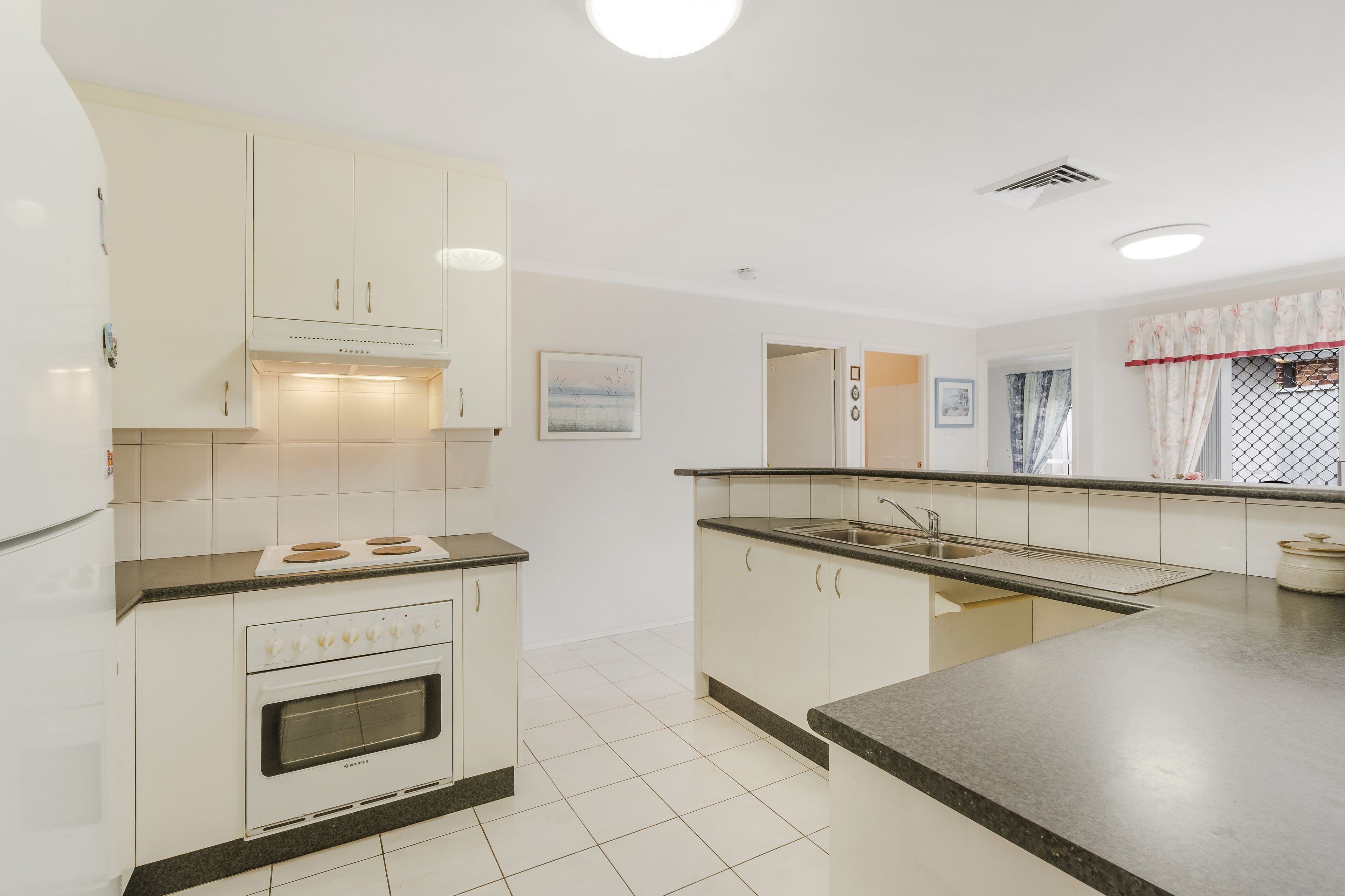 4 Langlands Road, Glen Oak, Green Valley - Thumbnail 8