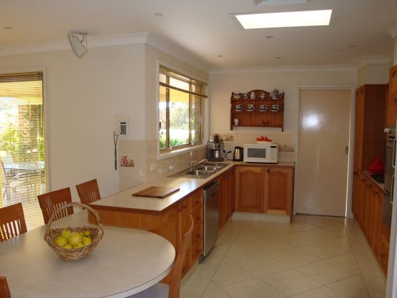23  Falmer Street, ABBOTSBURY NSW 2176, Abbotsbury - Thumbnail 6