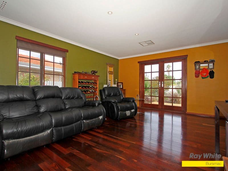 59 Eglinton Crescent, HAMERSLEY WA 6022, Hamersley - Thumbnail 2
