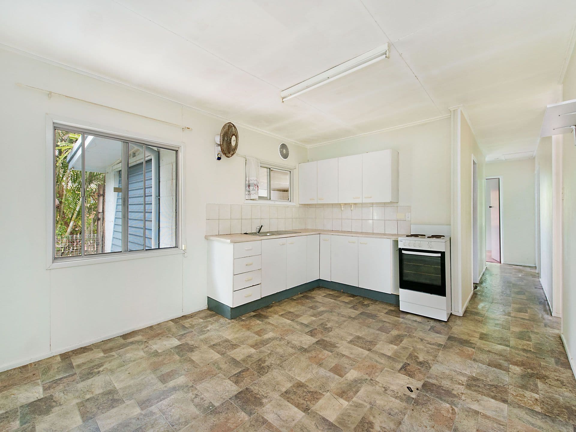 42 Smith Street, Mooloolaba QLD 4557, Mooloolaba - Thumbnail 5