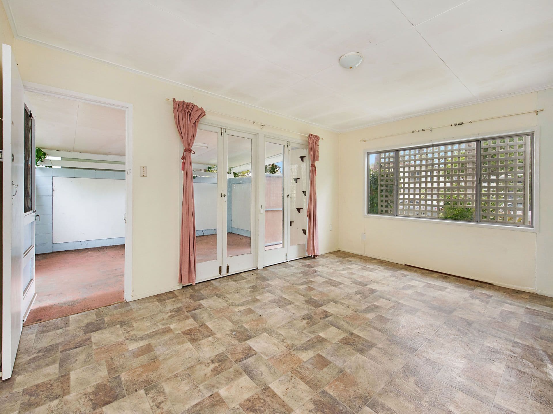 42 Smith Street, Mooloolaba QLD 4557, Mooloolaba - Thumbnail 6