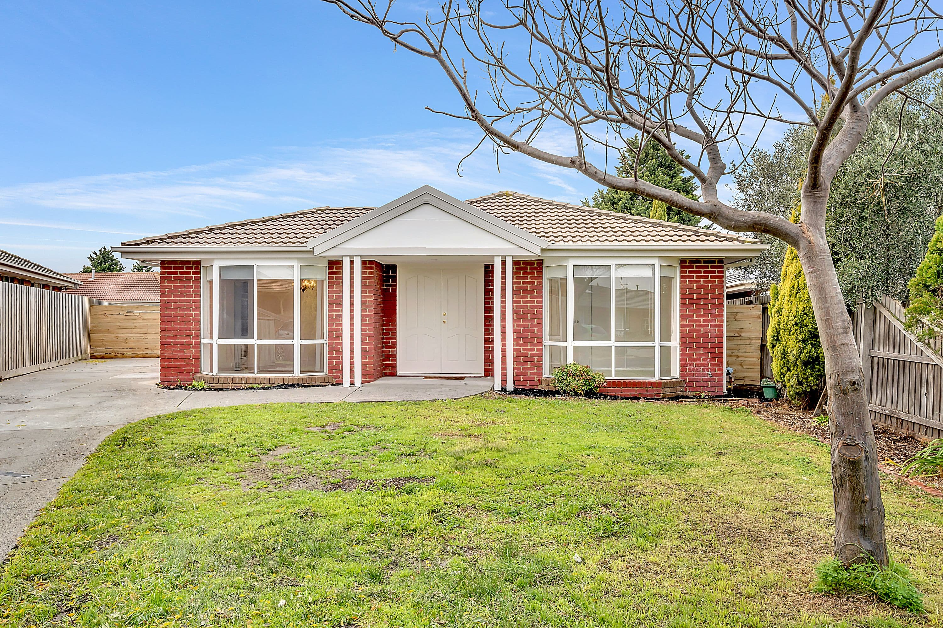 8 Medstead Court, Craigieburn VIC 3064, Craigieburn - Image 1