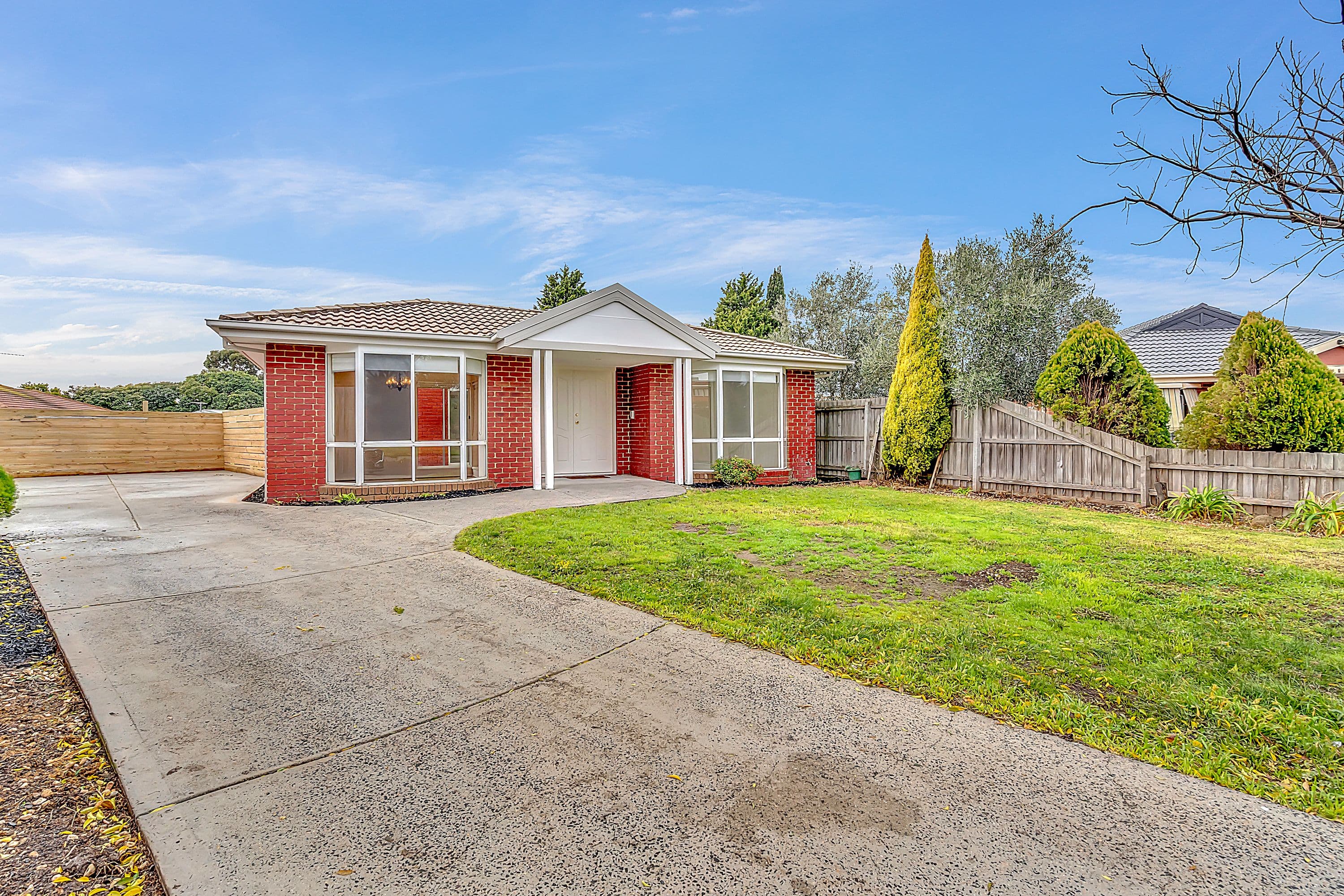 8 Medstead Court, Craigieburn VIC 3064, Craigieburn - Thumbnail 3