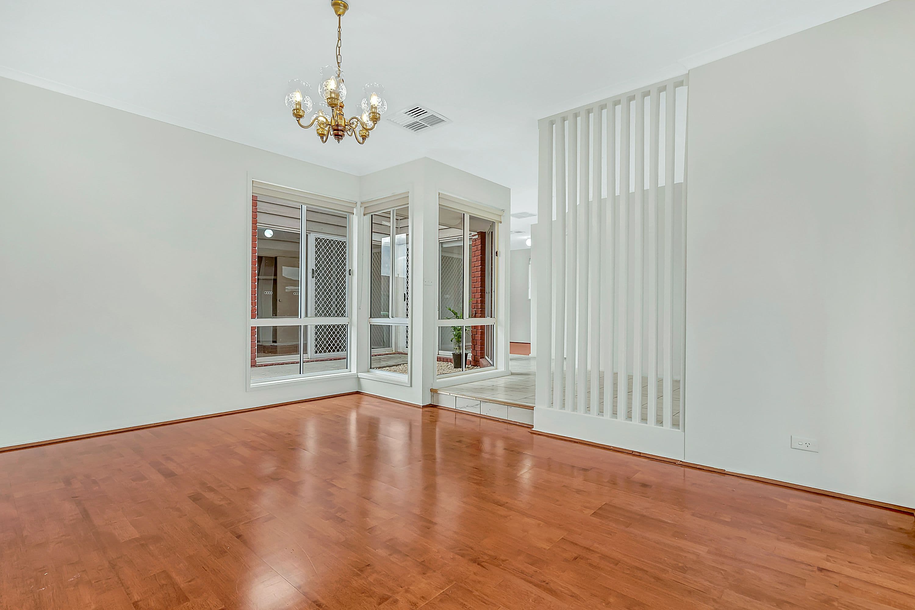 8 Medstead Court, Craigieburn VIC 3064, Craigieburn - Thumbnail 5