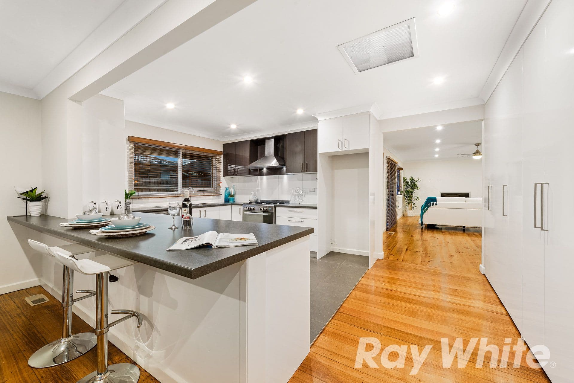 12 The Ridge West, Knoxfield VIC 3180, Knoxfield - Thumbnail 5