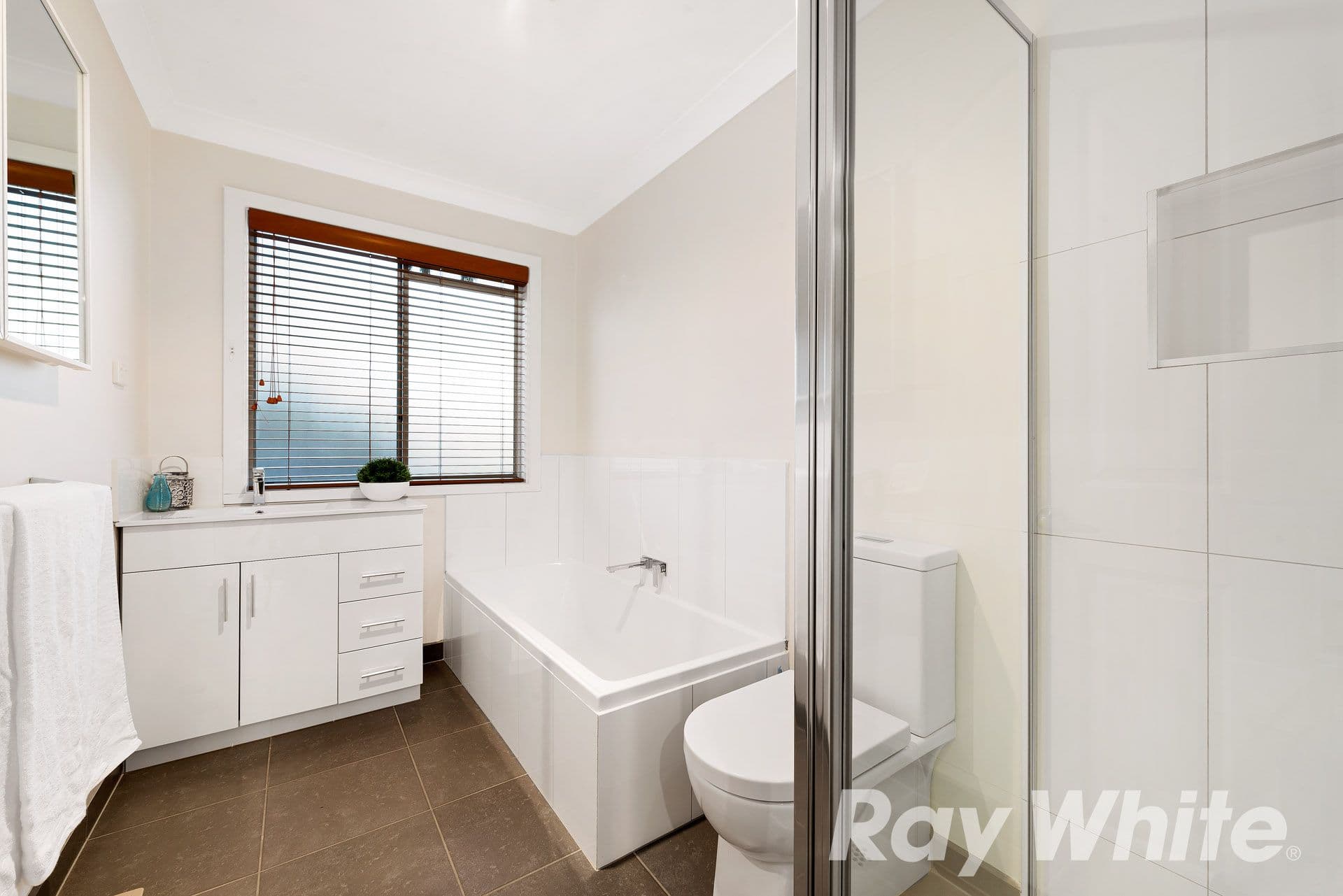 12 The Ridge West, Knoxfield VIC 3180, Knoxfield - Thumbnail 8