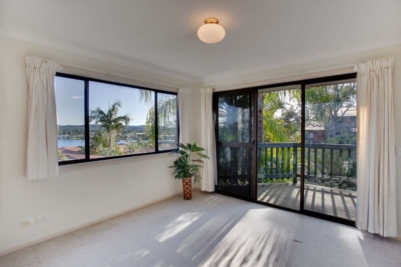 9 Daisy Street, ELANORA QLD 4221, Elanora - Thumbnail 3