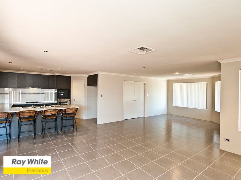 44 Farmaner Parkway, Ellenbrook WA 6069, Ellenbrook - Image 1