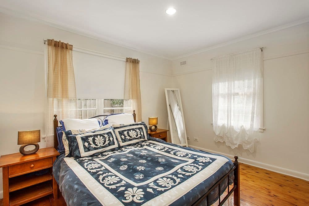 7 Marks Avenue, HEIDELBERG HEIGHTS VIC 3081, Heidelberg Heights - Thumbnail 5