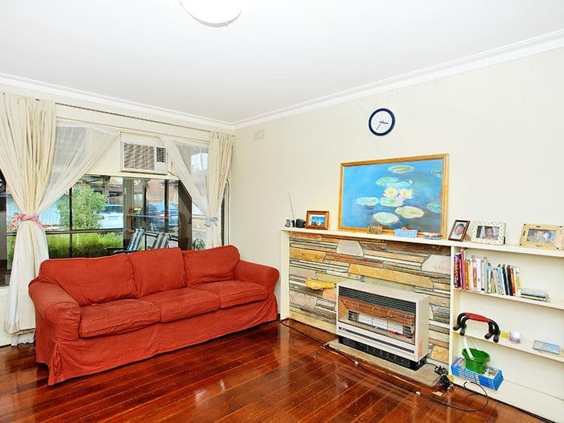2 Walker Avenue, MITCHAM VIC 3132, Mitcham - Thumbnail 2