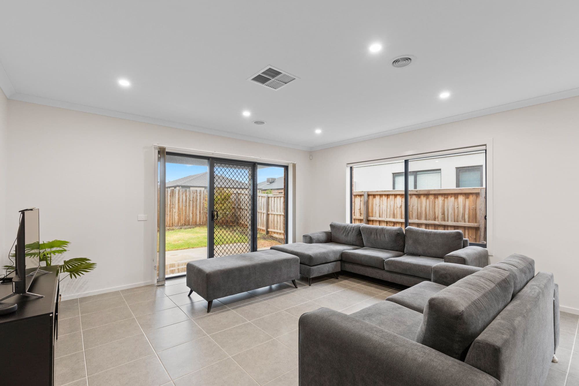 11 Hutchison Road, Mambourin VIC 3024, Mambourin - Thumbnail 4