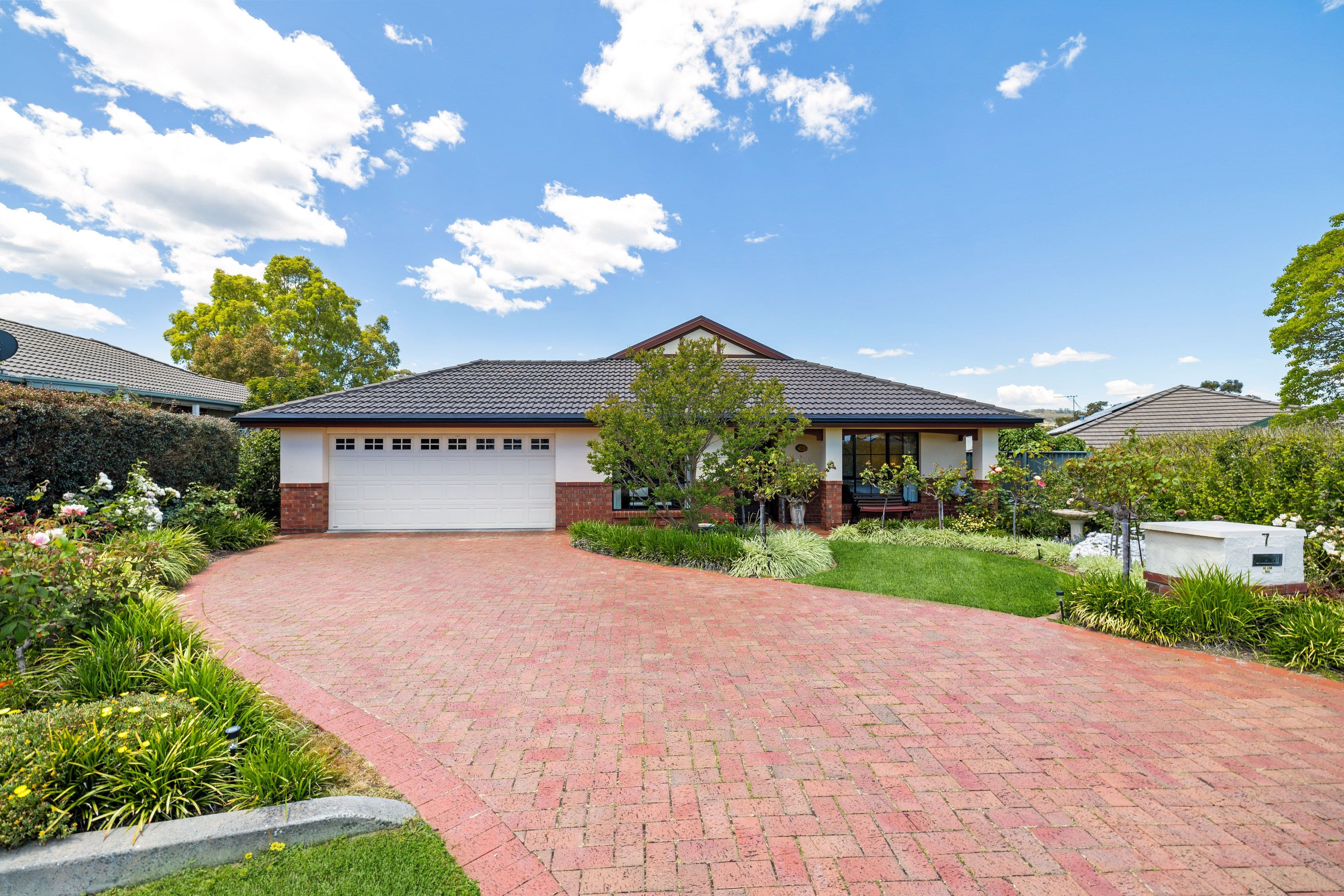 7 Niklaus Court, Flagstaff Hill SA 5159, Flagstaff Hill - Image 1