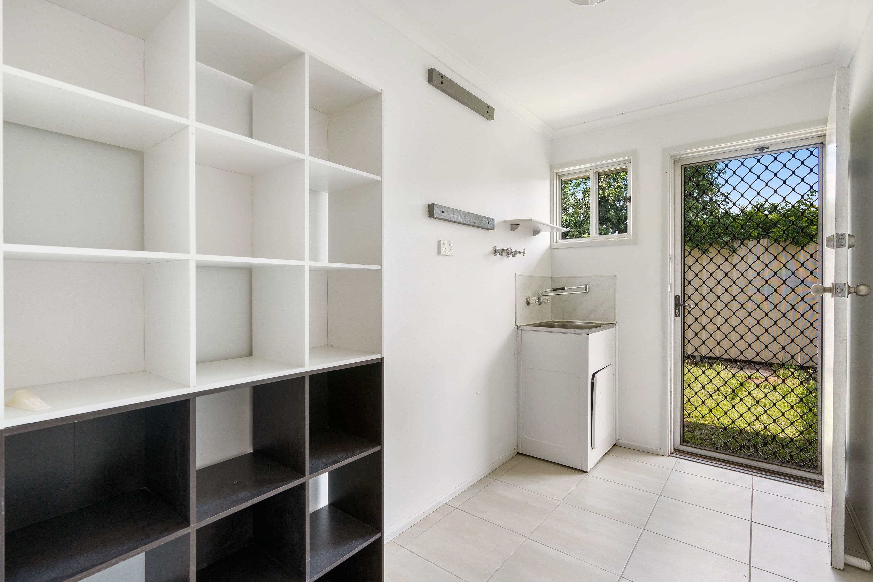 32 Diamond Avenue, Emerald QLD 4720, Emerald - Thumbnail 5
