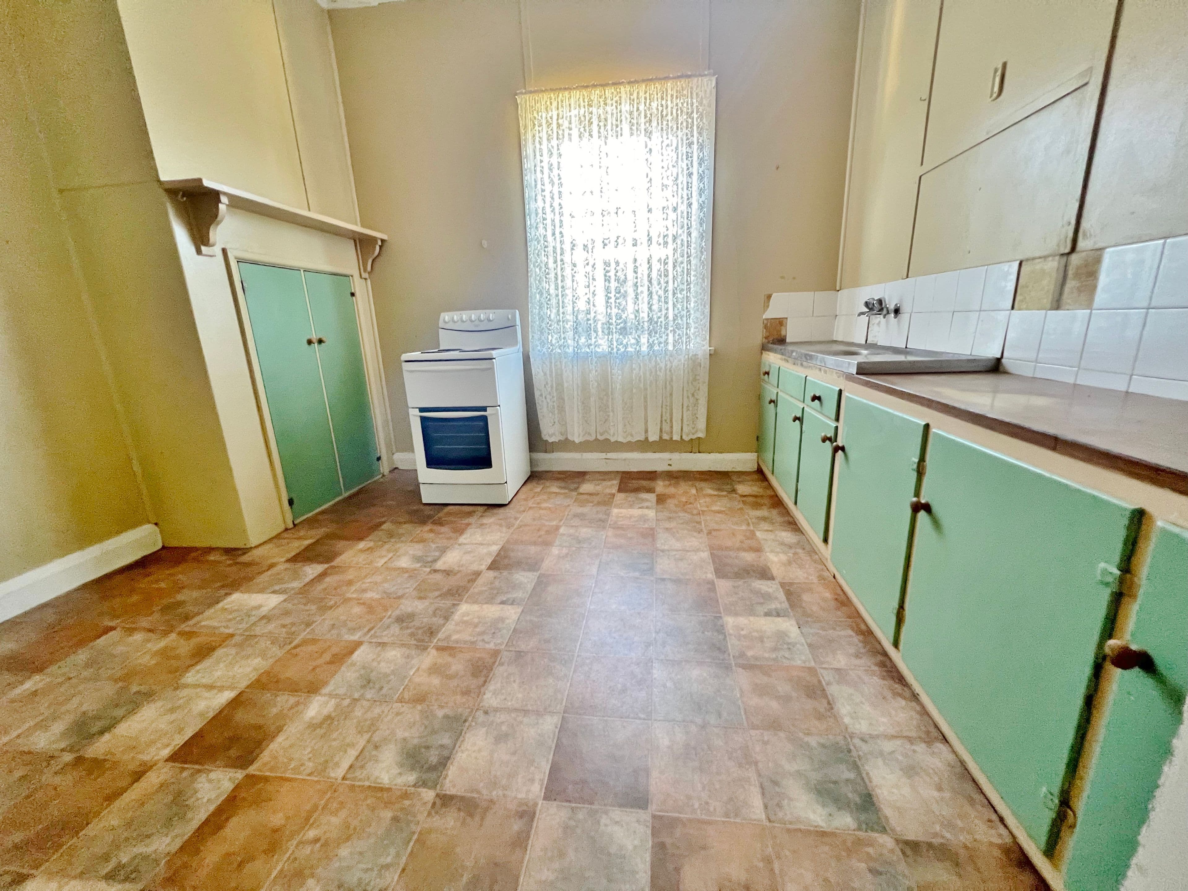 150 William Street, Young NSW 2594, Young - Thumbnail 4