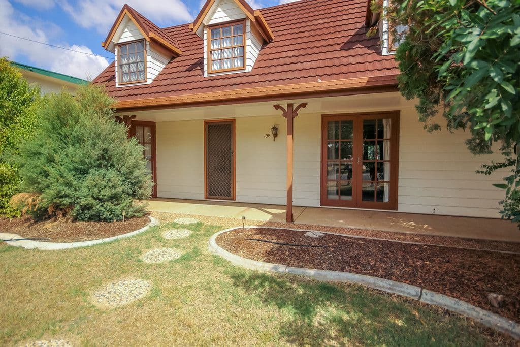 35 Kookaburra Street, Dalby QLD 4405, Dalby - Image 1