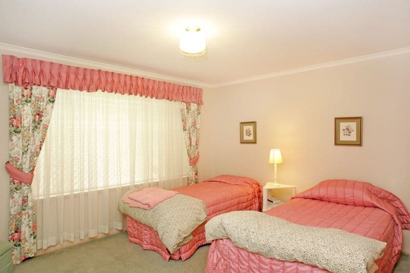 37 Twin Lakes Drive, Lake Haven NSW 2263, Lake Haven - Thumbnail 3