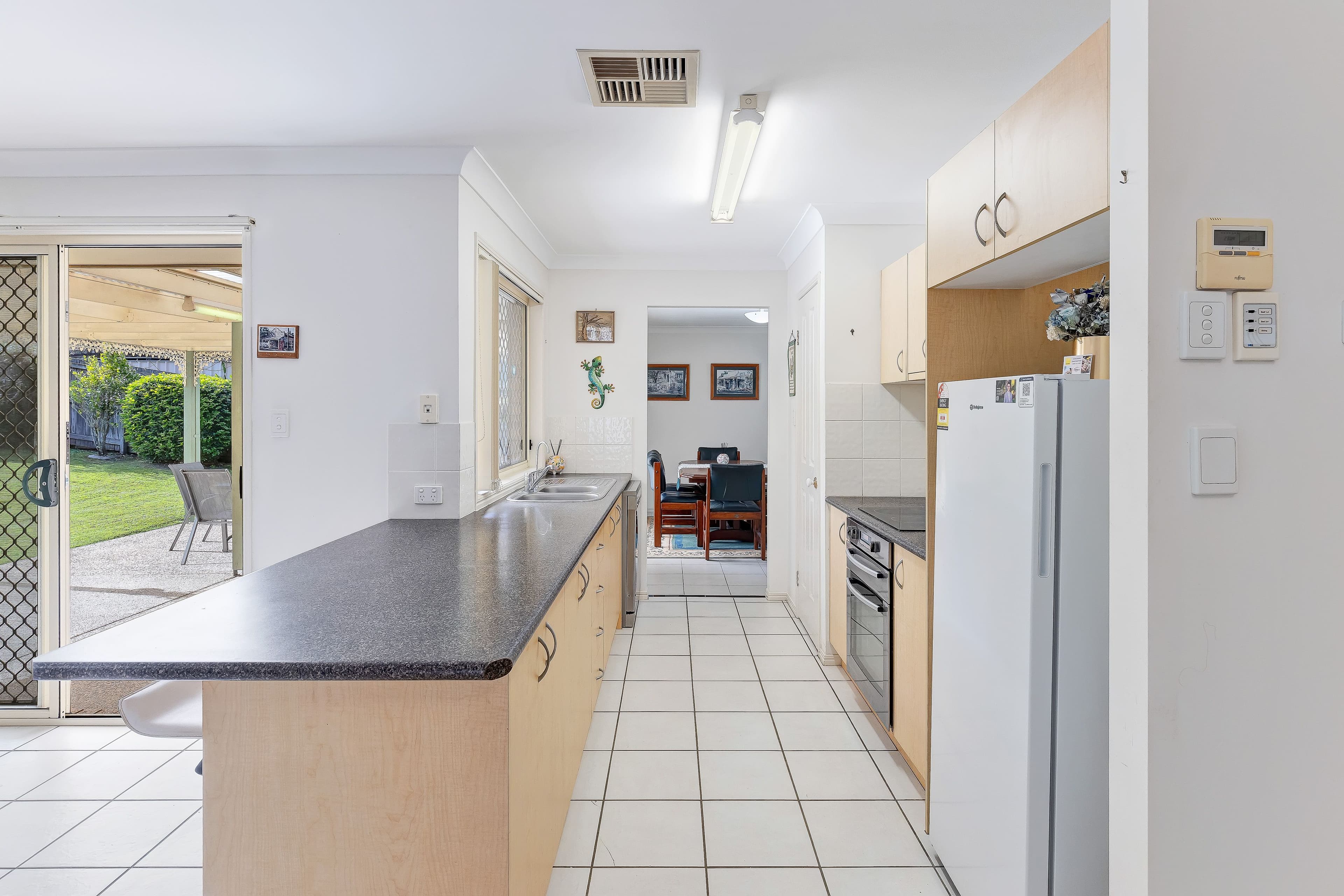 64 Daintree Drive, Parkinson QLD 4115, Parkinson - Thumbnail 6