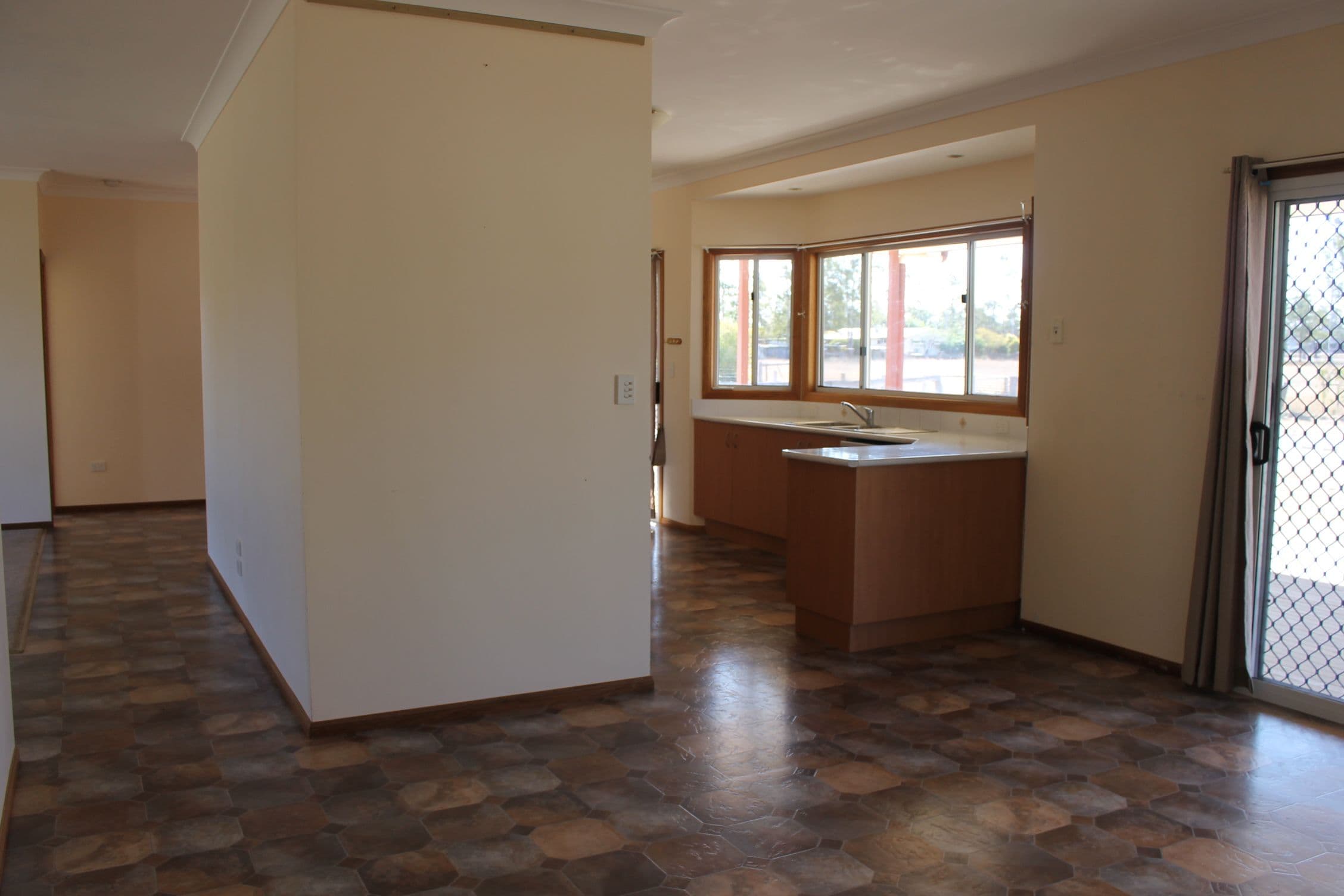 17 Jackara Court, Dalby QLD 4405, Dalby - Thumbnail 5