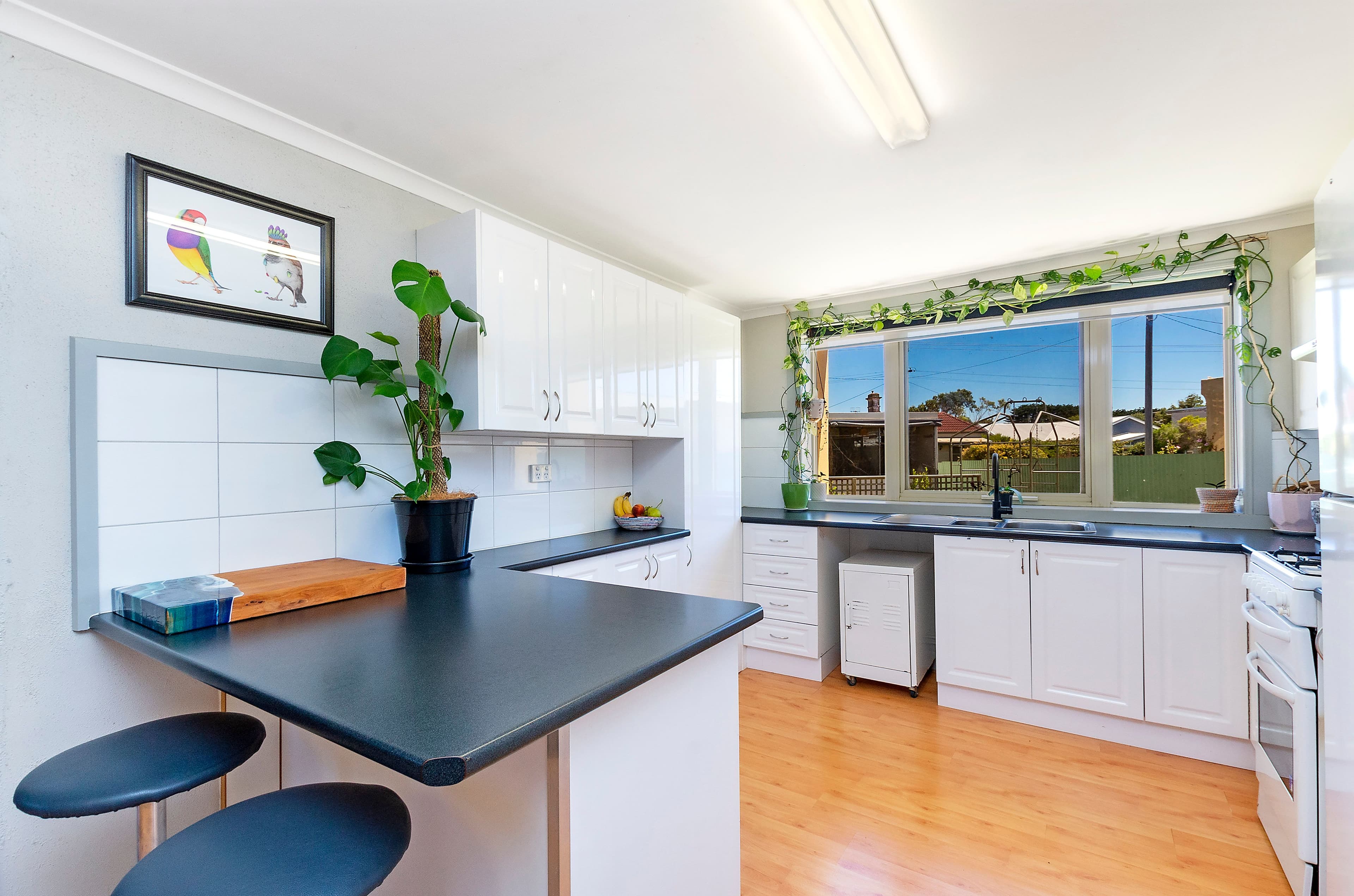 212 Russell Street, Dennington VIC 3280, Dennington - Thumbnail 3