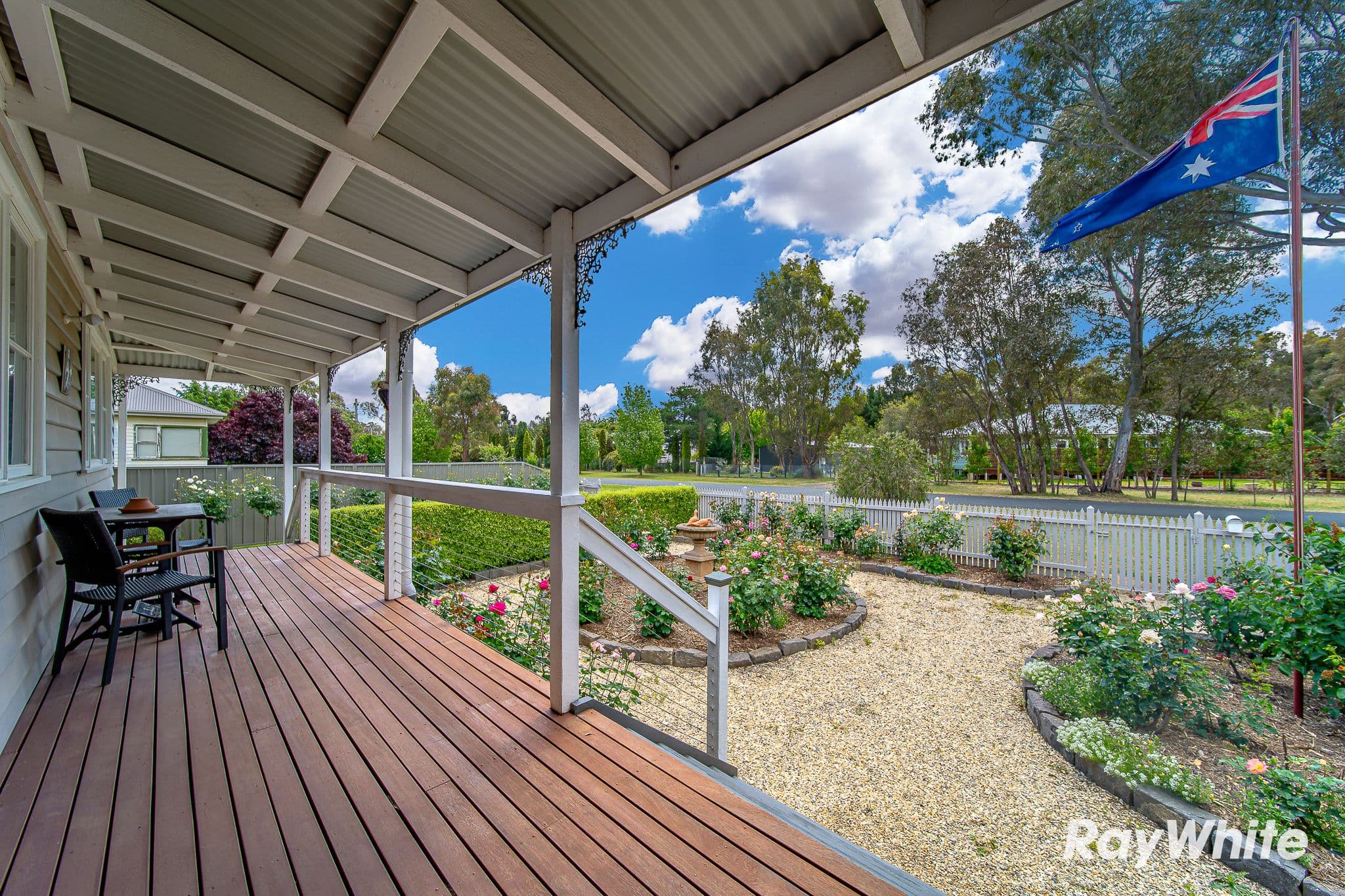 15 Beauchamp Street, Heathcote VIC 3523, Heathcote - Thumbnail 2