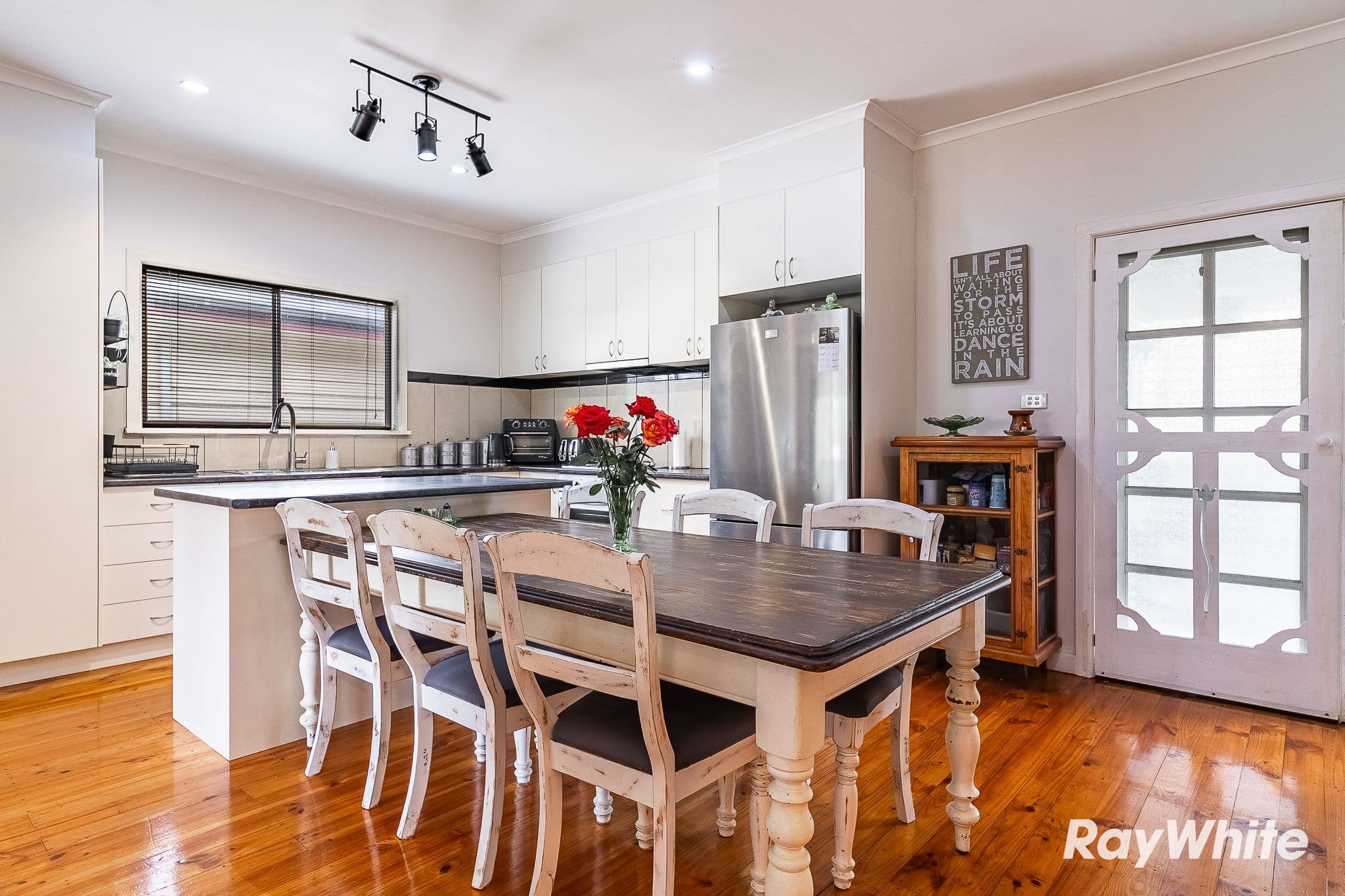 15 Beauchamp Street, Heathcote VIC 3523, Heathcote - Thumbnail 6
