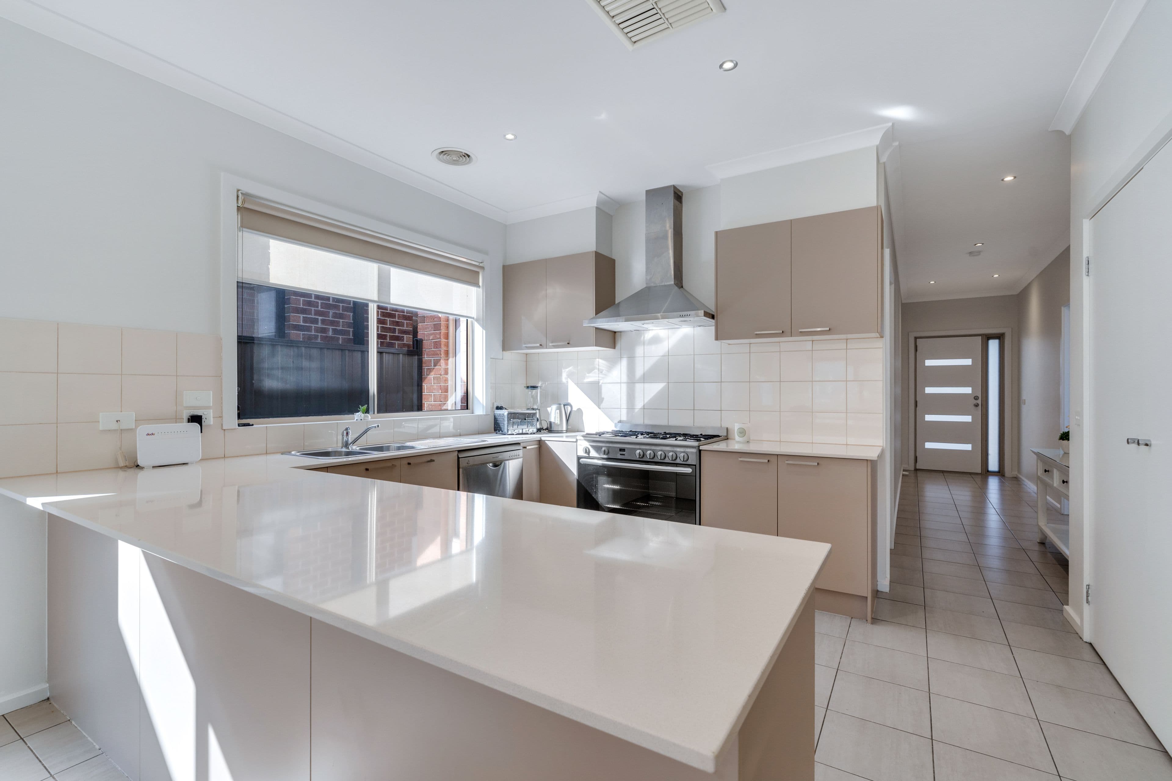 48 Kensley Circuit, Craigieburn VIC 3064, Craigieburn - Thumbnail 3