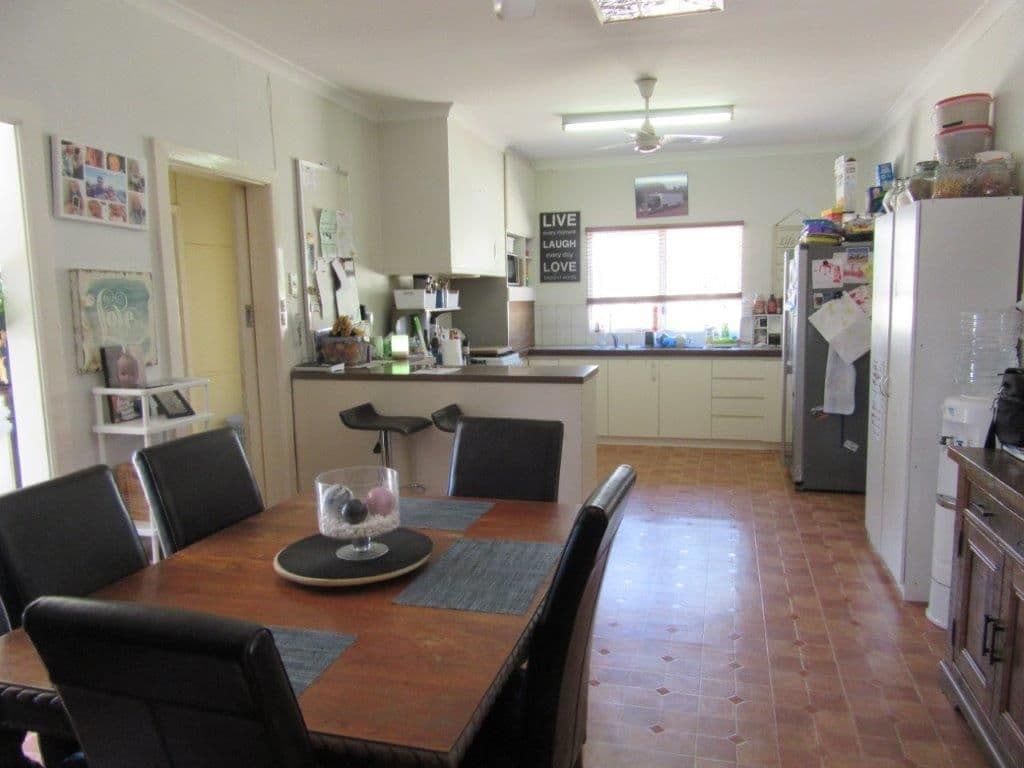 10 Yarra Street, Carnamah WA 6517, Carnamah - Thumbnail 3