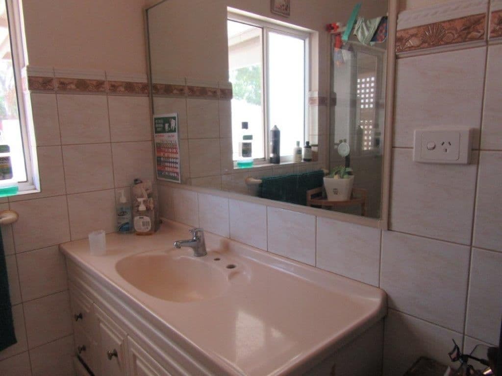 10 Yarra Street, Carnamah WA 6517, Carnamah - Thumbnail 5