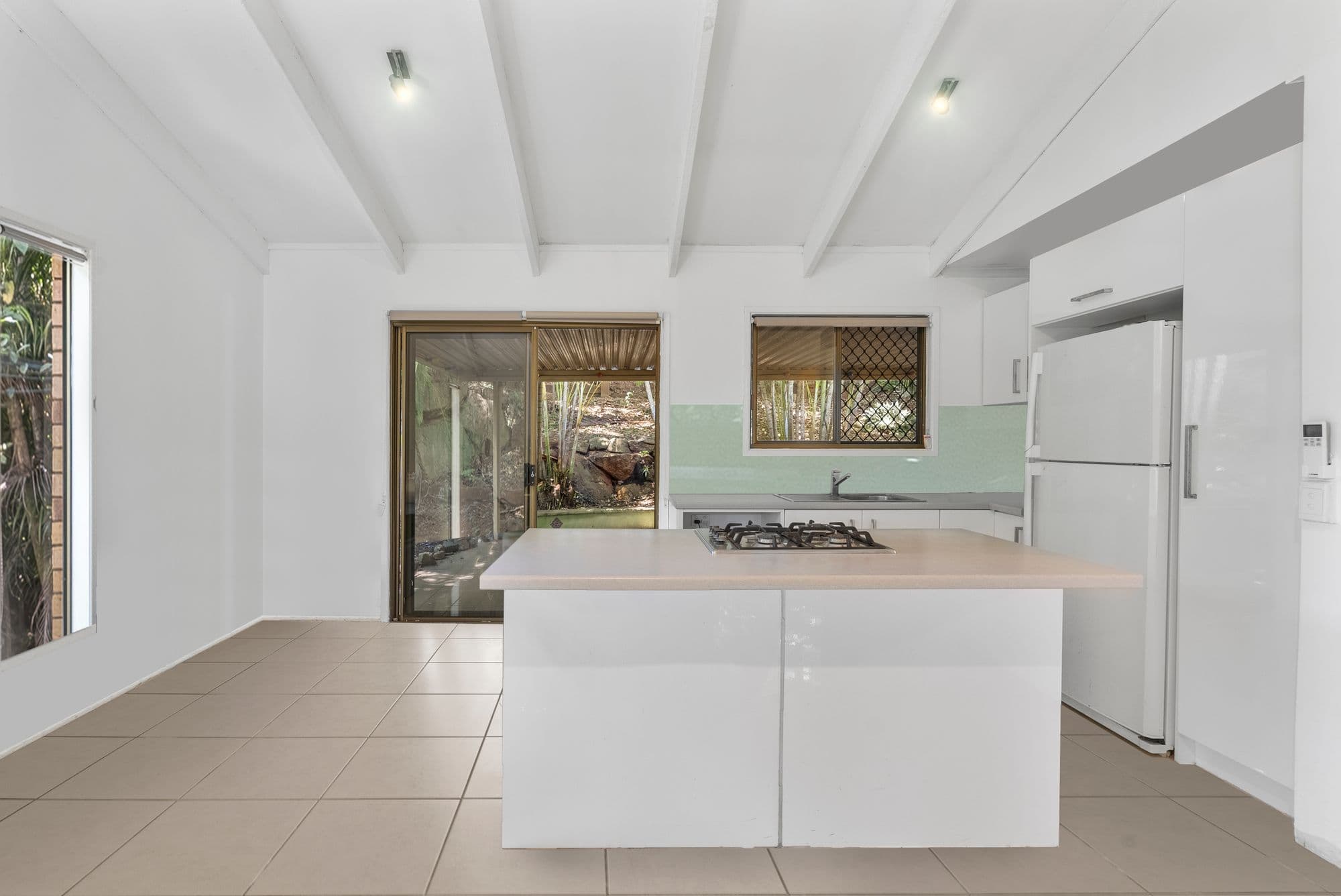 33 Beacon Drive, Cornubia QLD 4130, Cornubia - Thumbnail 3