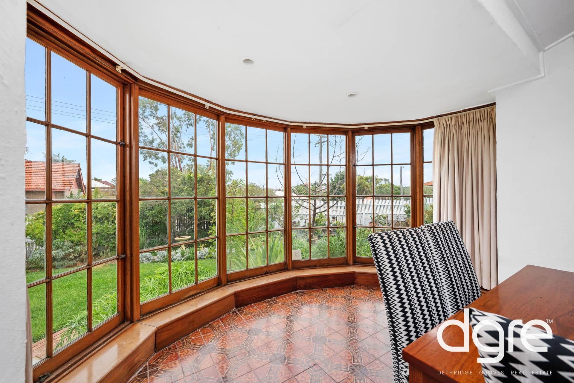 10 Covich Avenue, Beaconsfield WA 6162, Beaconsfield - Thumbnail 2