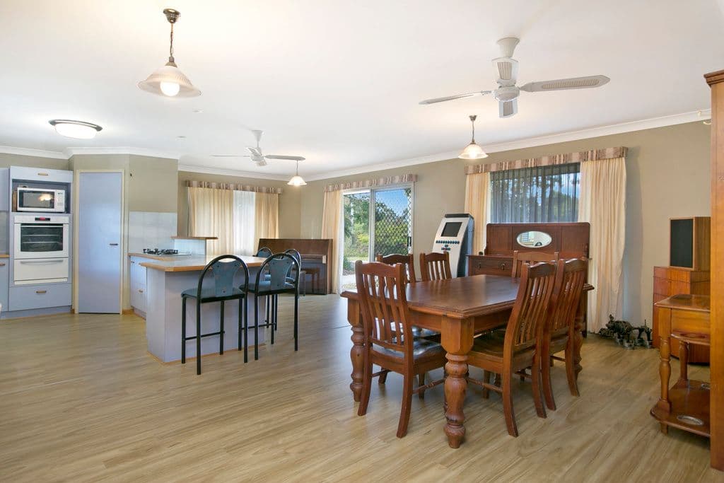 29 Willowie Crescent, CAPALABA QLD 4157, Capalaba - Thumbnail 4