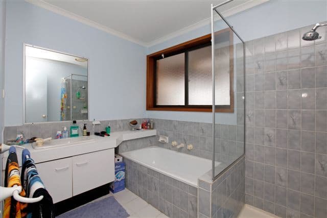 39 Hothlyn Drive, CRAIGIEBURN VIC 3064, Craigieburn - Thumbnail 8
