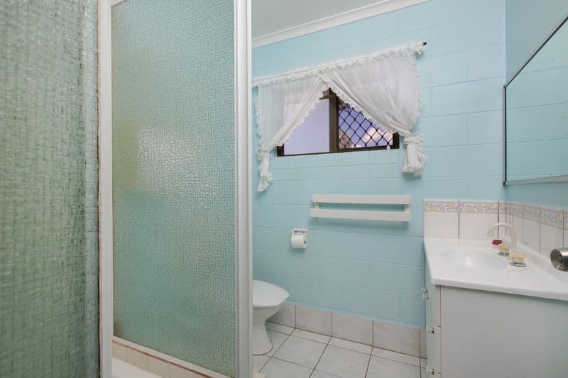 21 Mintaro Crescent, WOREE QLD 4868, Woree - Thumbnail 7