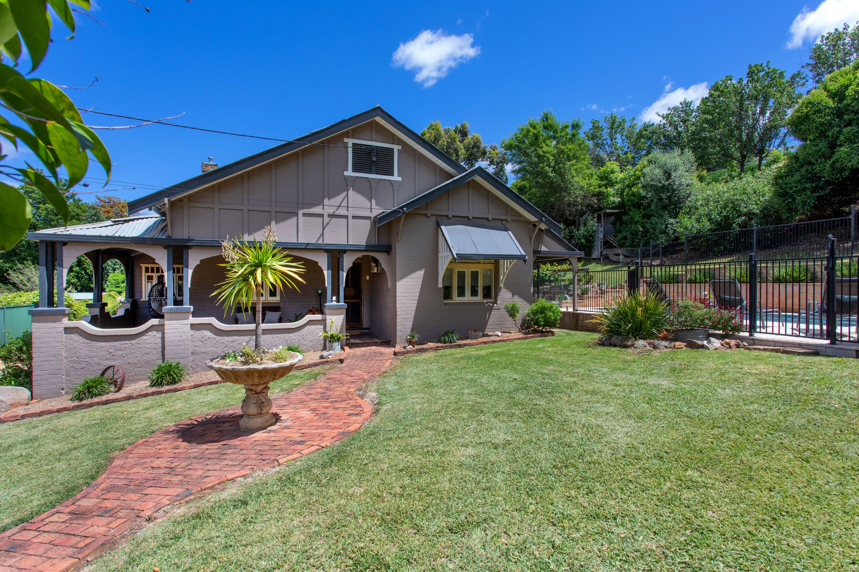 72 Macquarie Street, Cowra NSW 2794, Cowra - Image 1