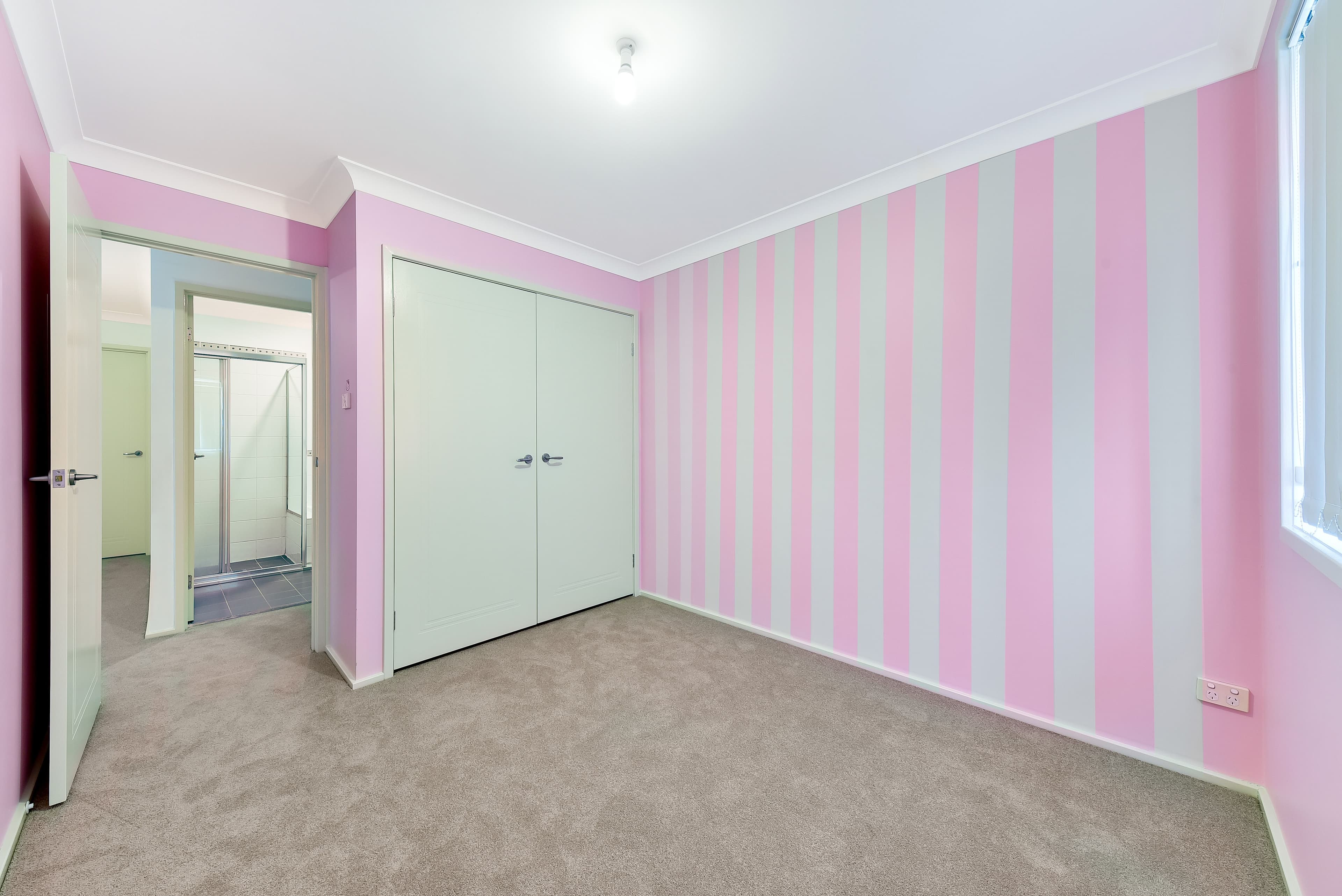 16 St Simon Close, Blair Athol - Thumbnail 6