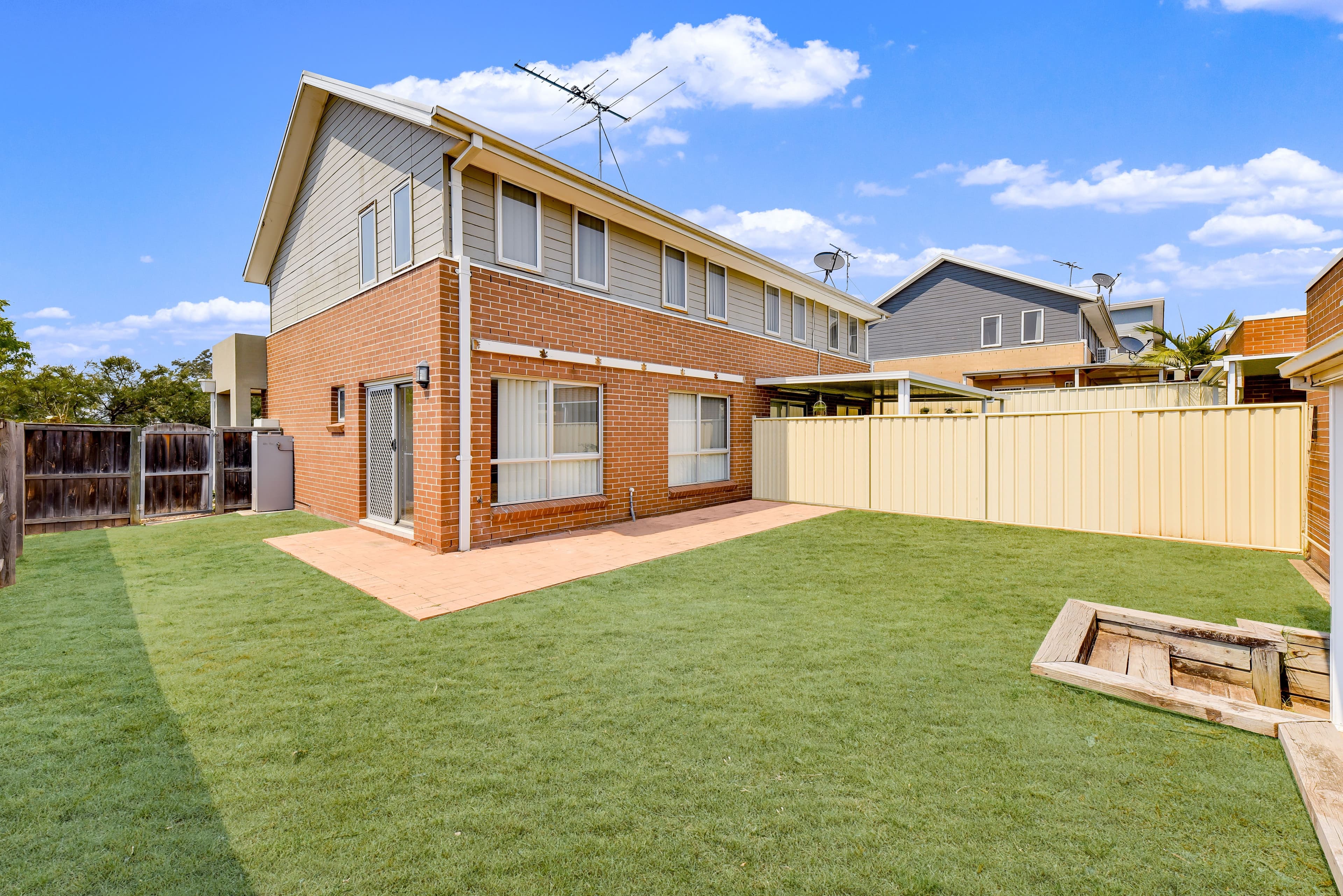 16 St Simon Close, Blair Athol - Thumbnail 8