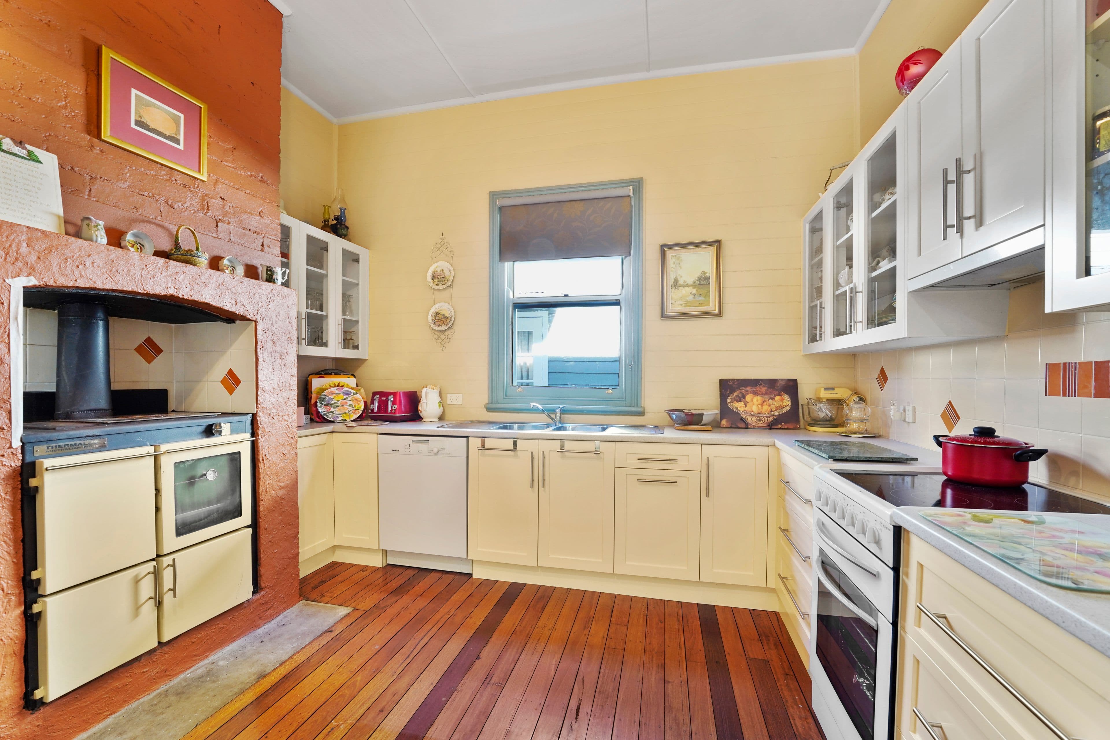 115 Falls Road, Wentworth Falls NSW 2782, Wentworth Falls - Thumbnail 4