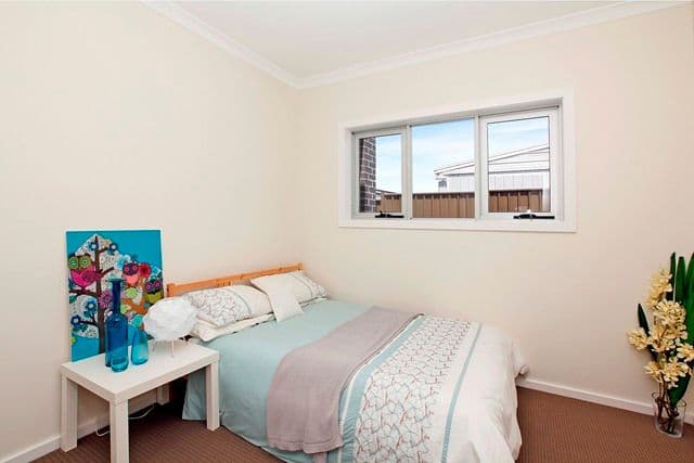 24 Charlton Crescent, RESERVOIR VIC 3073, Reservoir - Thumbnail 5